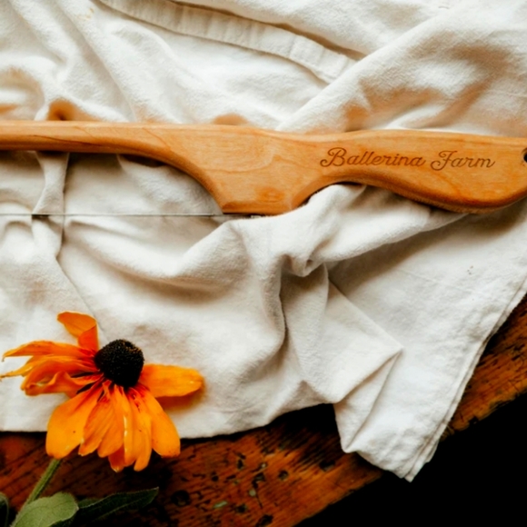 Ballerina Farm Kitchen Nwt Ballerina Bread Bow With Knife Blade Guard Righthanded Poshmark